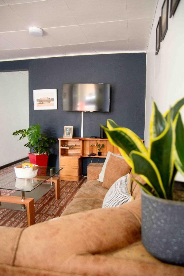 5 Min From The Airport - Perfect Stop Alajuela Exteriör bild